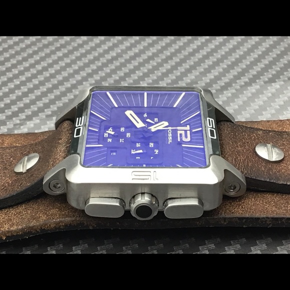 RARE FOSSIL Chronograph - Picture 7 of 9